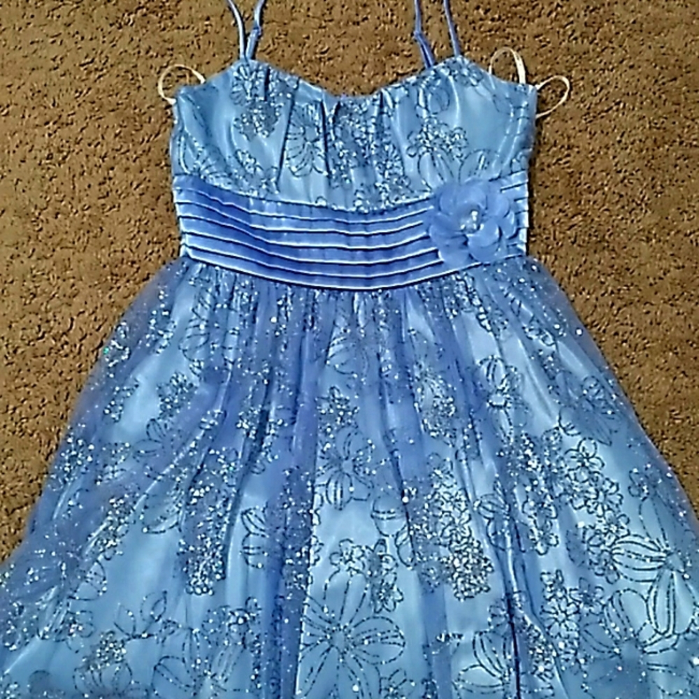 Formal dress, short